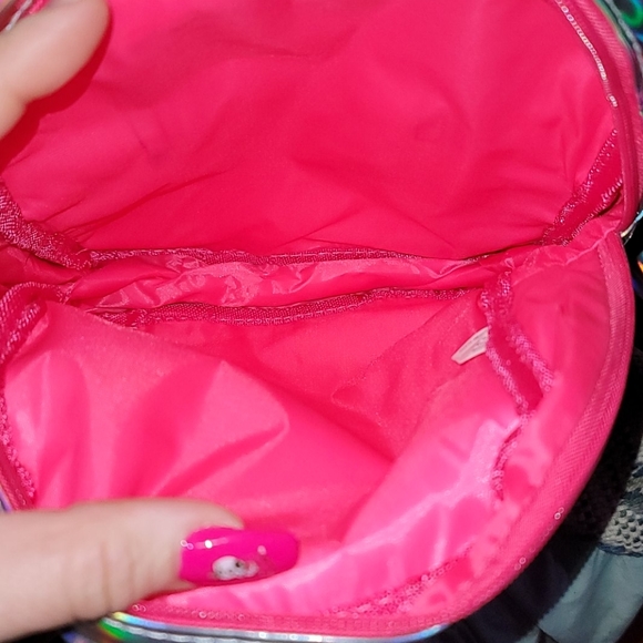 NWT metallic rainbow 🌈 mini backpacks - Picture 4 of 6